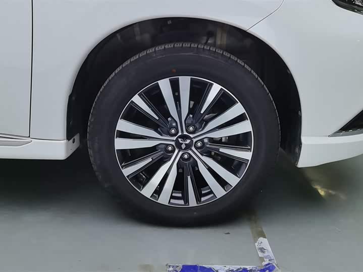 Mitsubishi Outlander 2021 2021款 改款 2.0L 两驱畅行版 5座