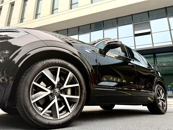 Volkswagen Touareg 2022 2022款 3.0TSI 锐享版 经典运动套装