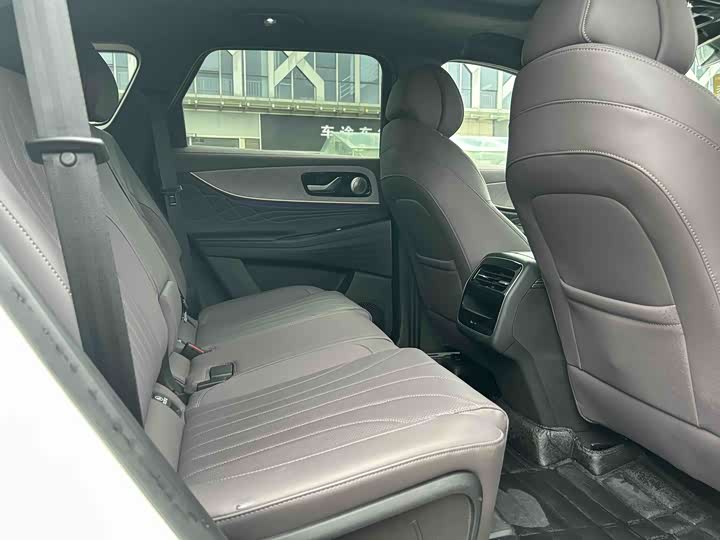 Chery Tiggo 9 2025 2025款 2.0T 自动两驱尊享版 5座