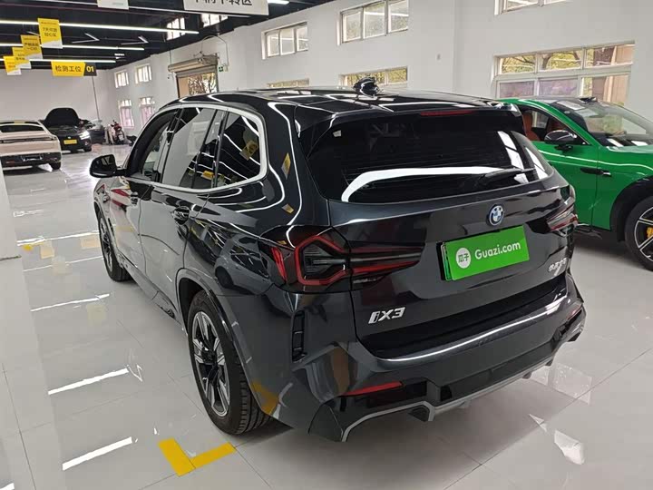 2024 BMW iX3