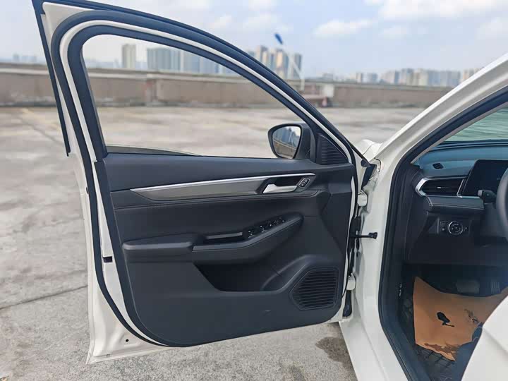 Ford Escort 2021 2021款 1.5L 自动钻石版