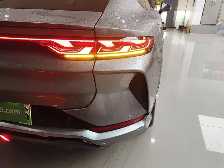 BYD Song L 2025 2025款 智驾版 662km 激光雷达卓越型