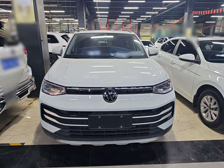 Volkswagen Tharu 2025 2025款 新锐 300TSI 锐意版