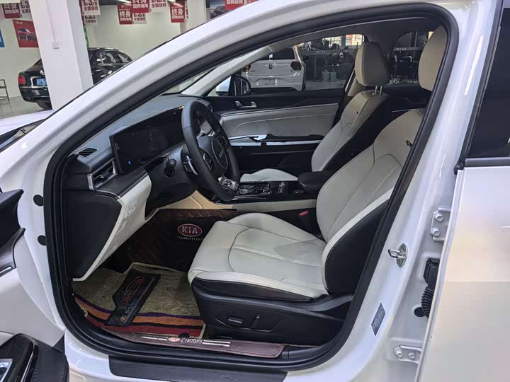 Kia K5 2021 2021款 380T GT-Line 旗舰版