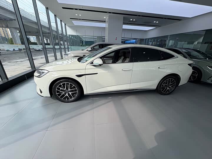 BYD Seal 07 DM-i Hybrid 2025 2025款 智驾版 DM-i 1.5T 125km 旗舰型