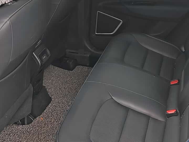 Geely Emgrand GL 2020 2020款 1.4T CVT尊贵型