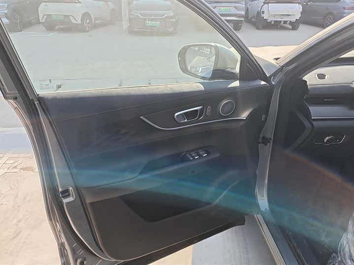 Chery Fulwin T8 2025 2025款 1.5T 130km 豪华版 7座