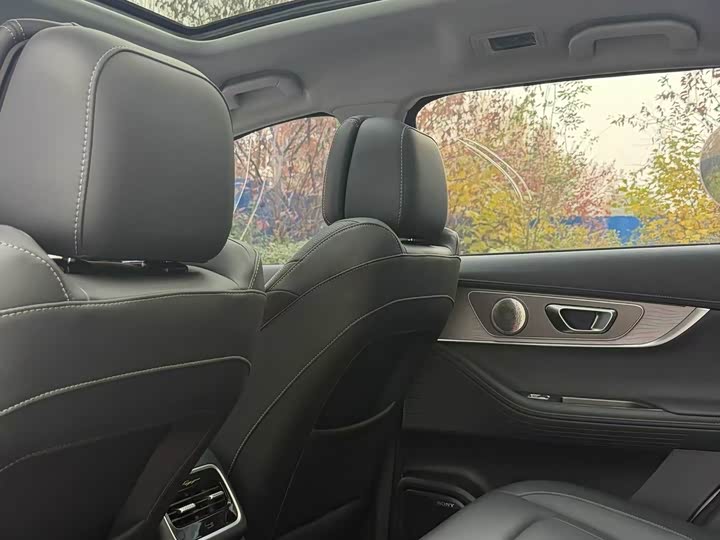 Chery Tiggo 8 Pro 2025 2025款 290T 两驱豪华版