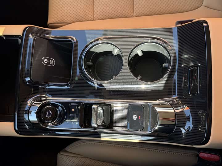 GAC Trumpchi E8 2024 2024款 150km MAX+