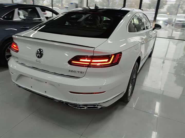 Volkswagen CC 2026 2026款 3000万辆甄选款 380TSI 夺目