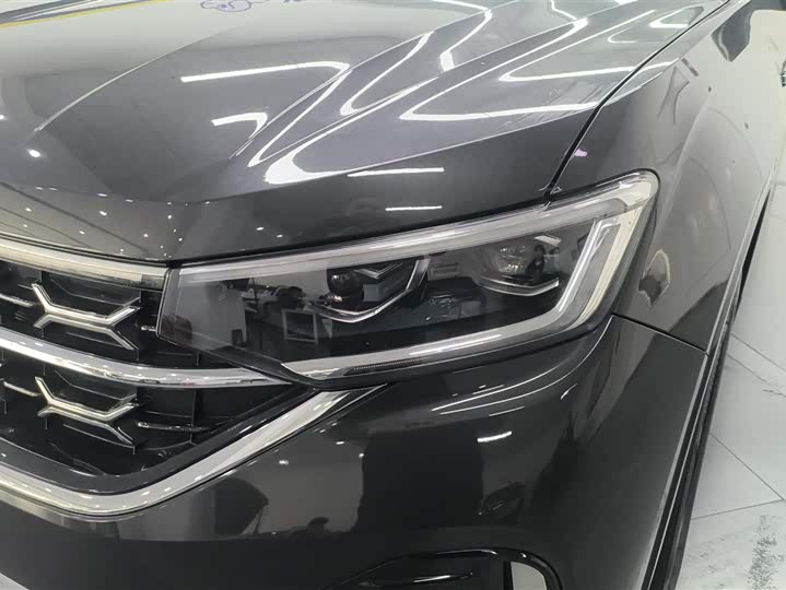 Volkswagen Tayron 2024 2024款 330TSI 两驱R-Line高能版