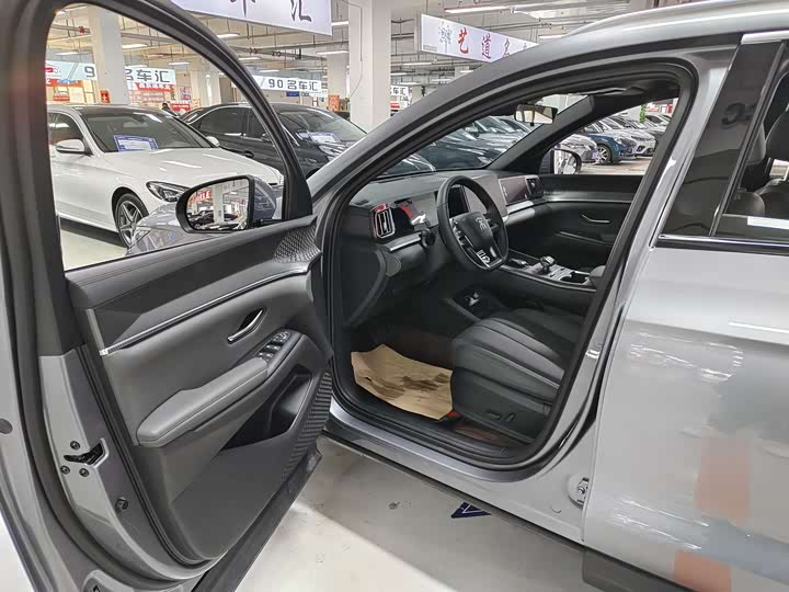 BYD Song Pro Hybrid 2025 2025款 第二代 DM-i 75KM超越型