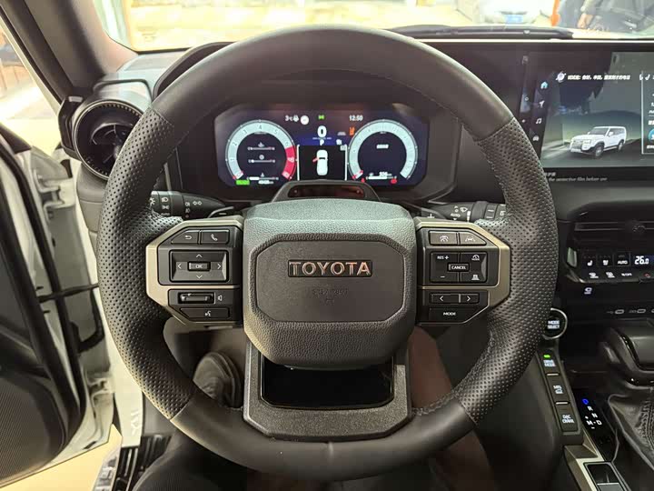 Toyota Prado 2024 2024款 2.4T 悍野WX版 6座