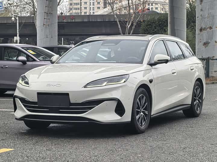 2025 BYD Seal 06 Hybrid/EV