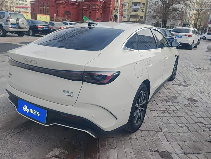 2025 BYD Seal 06 Hybrid/EV