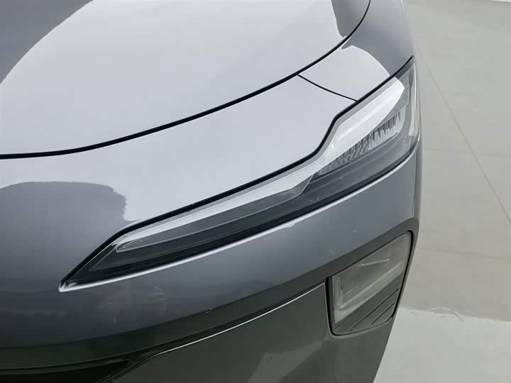 Roewe D6 2025 2025款 450km 尊享版