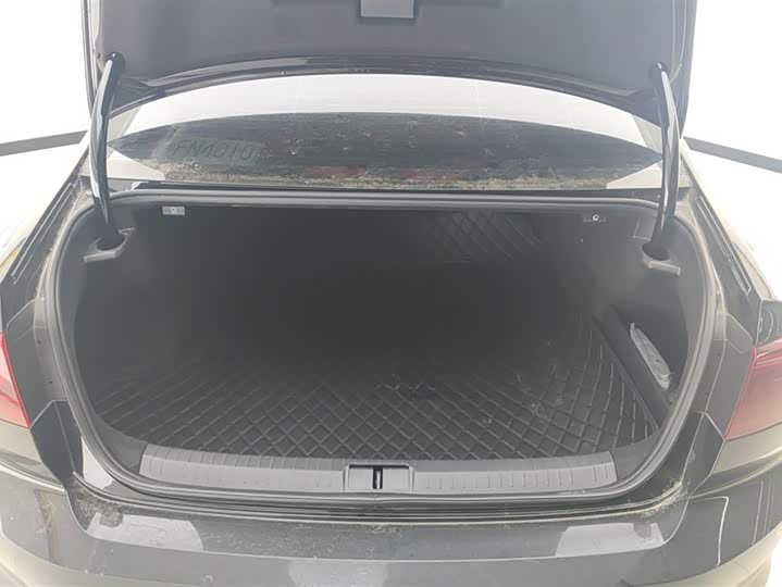 Volkswagen Magotan 2025 2025款 众享款 330TSI DSG豪华型