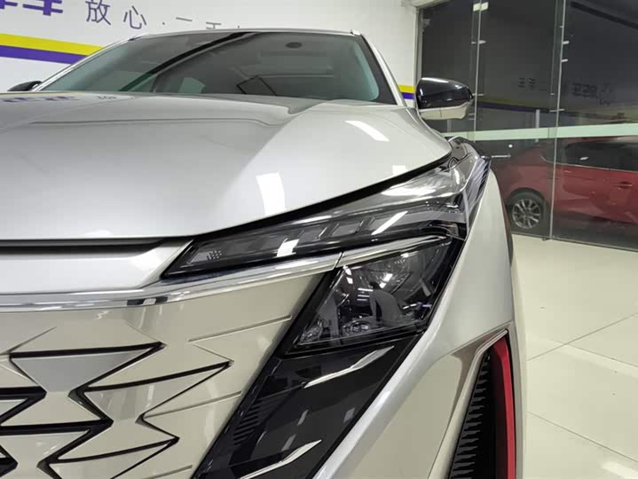 Changan Oshan Z6 2023 2023款 蓝鲸 1.5T DCT智领型