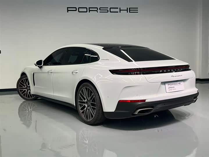 Porsche Panamera 2024 2024款 Panamera 4 行政加长版 2.9T