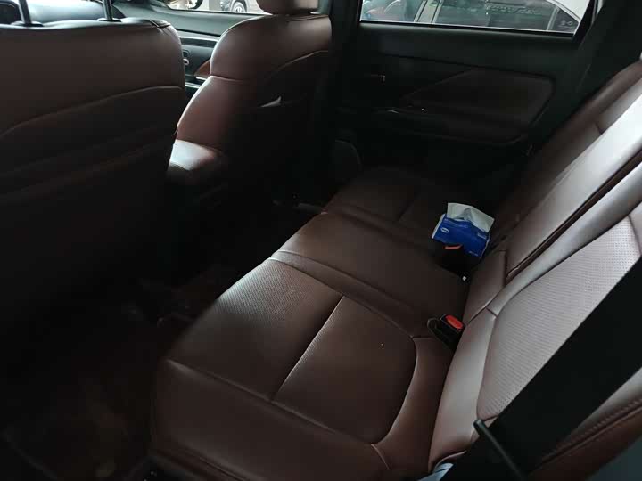 Mitsubishi Outlander 2021 2021款 2.0L 两驱畅行版 5座