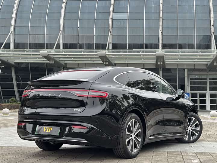 Luxeed R7 2025 2025款 增程 251km Pro