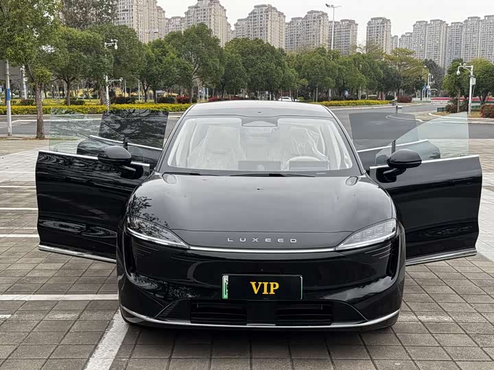 Luxeed R7 2025 2025款 增程 251km Pro