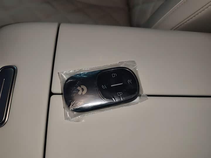 Nio ES8 2026 2026款 六座行政豪华版