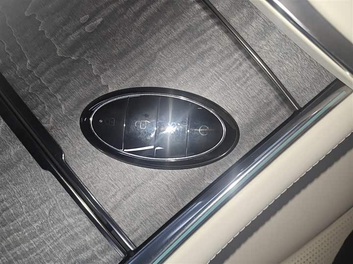 BYD Yangwang U7 2025 2025款 EV 四座旗舰版