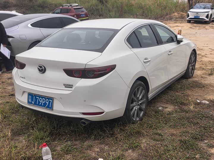 Mazda 3 (Axela) 2023 2023款 2.0L 自动质臻版