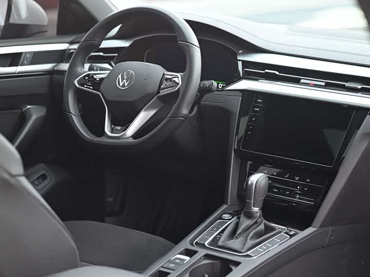 Volkswagen CC 2024 2024款 330TSI 炫目 众享款