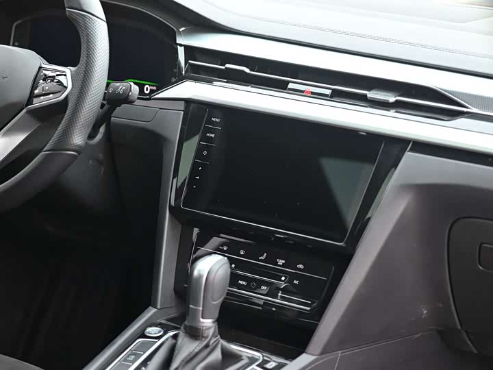 Volkswagen CC 2024 2024款 330TSI 炫目 众享款