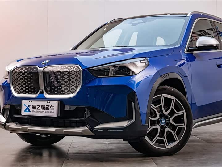 BMW iX1 2023 2023款 xDrive30L X设计套装