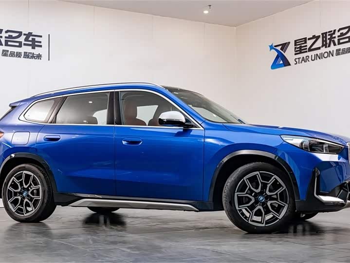 BMW iX1 2023 2023款 xDrive30L X设计套装