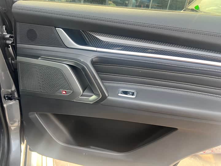 Maxus Territory 2023 2023款 2.0T 穿越豪华版 7座