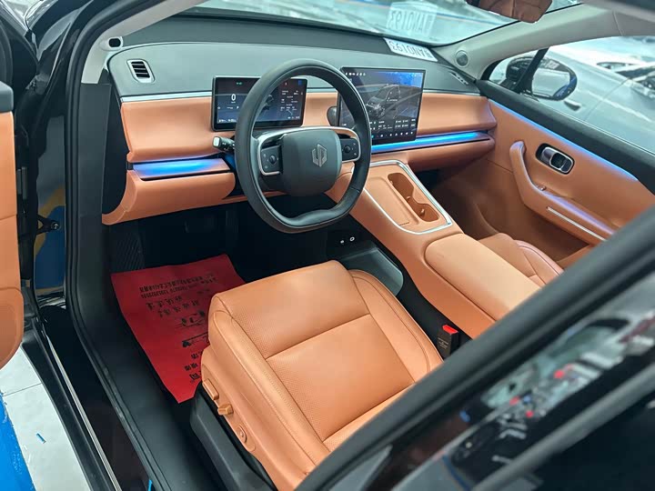 Leapmotor C16 2026 2026款 增程 280激光雷达智尊版 6座