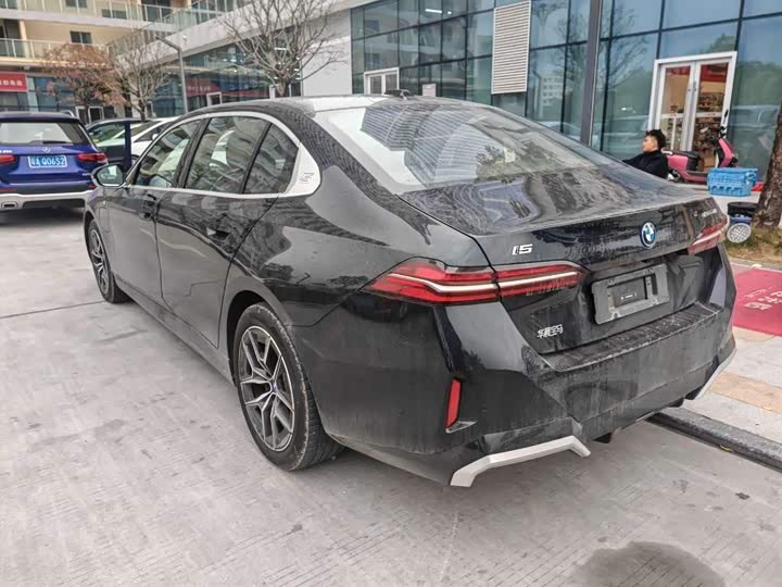 BMW i5 2025 2025款 eDrive 40L M运动套装