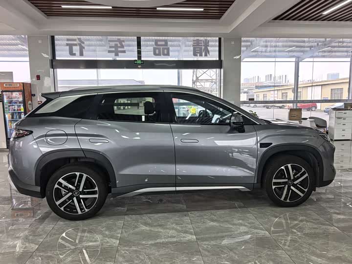 BYD Song L DM-i Hybrid 2025 2025款 智驾版 112km 超越型