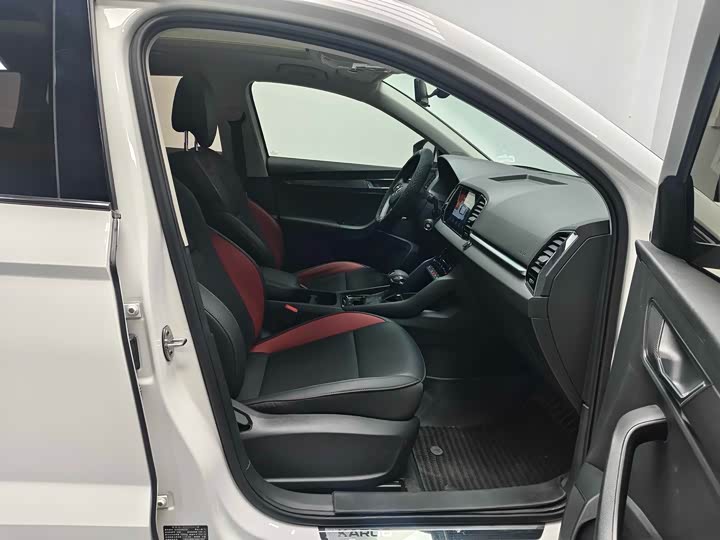 Skoda Karoq 2022 2022款 改款 TSI280 奢享版