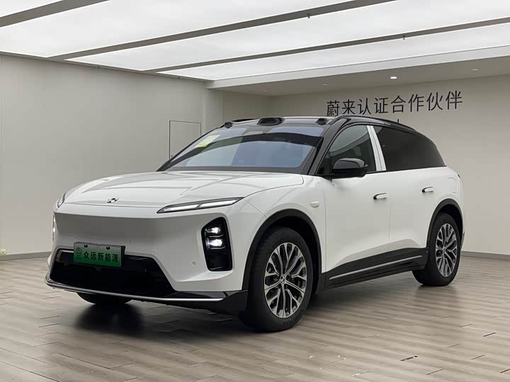 2025 Nio ES6