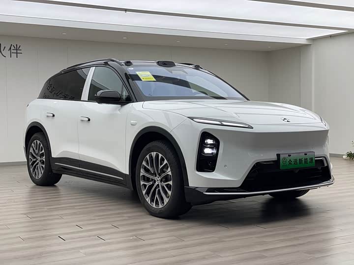 2025 Nio ES6