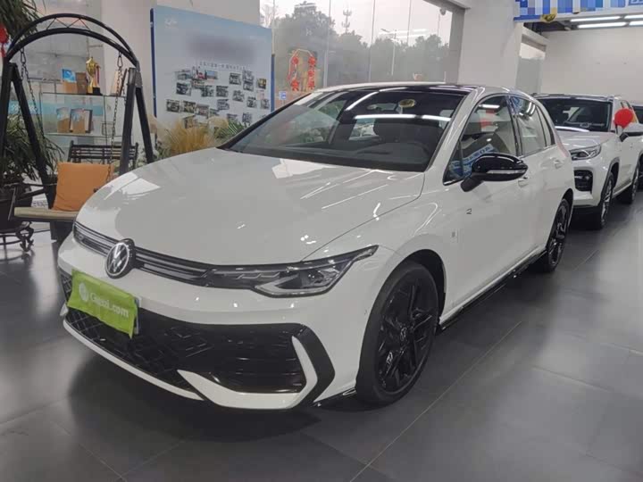 2025 Volkswagen Golf