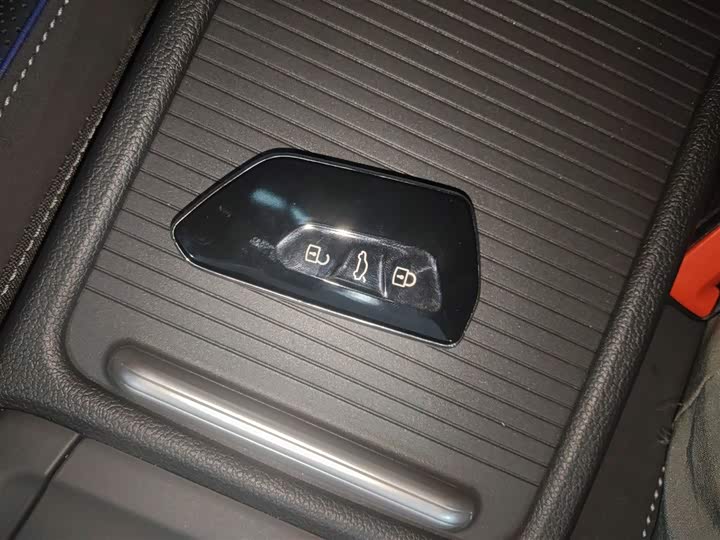 Volkswagen Golf 2025 2025款 300TSI R-Line