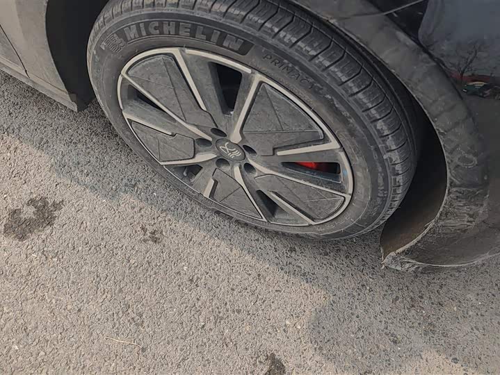 BYD Han L 2025 2025款 EV 701KM激光雷达尊享型