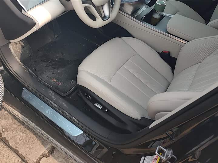 BYD Han L 2025 2025款 EV 701KM激光雷达尊享型