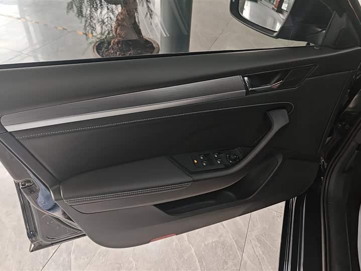 Skoda Superb 2024 2024款 TSI280 DSG尊享版