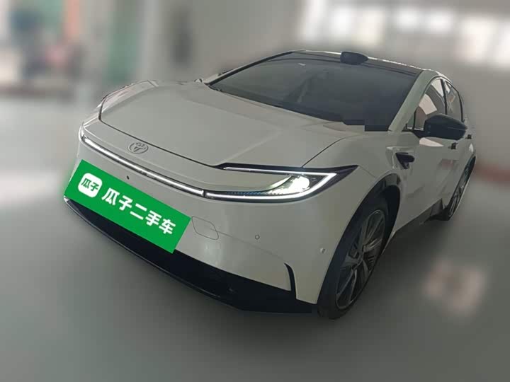 2025 Toyota bZ5