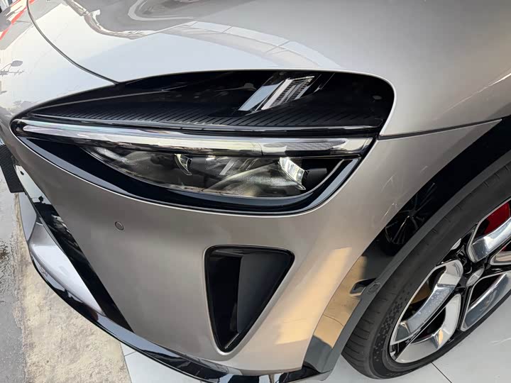 Xiaomi YU7 2025 2025款 超长续航高性能四驱Max版