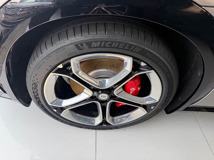 Xiaomi YU7 2025 2025款 超长续航高性能四驱Max版