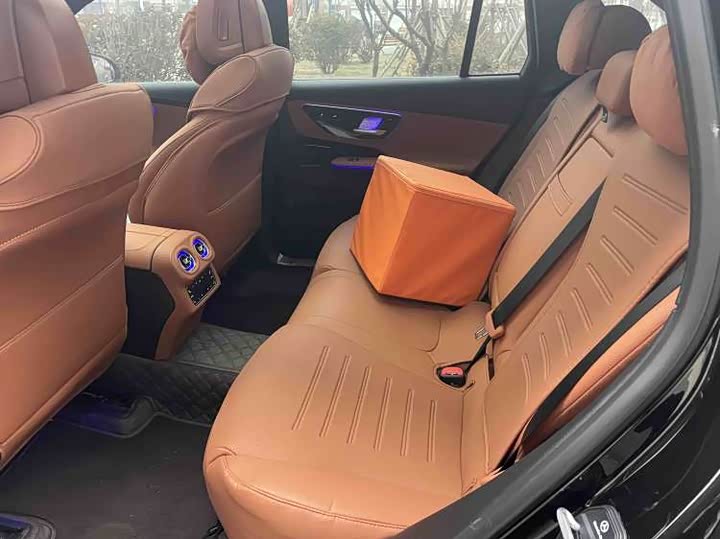 Mercedes-Benz GLC-Class 2025 2025款 GLC 300 L 4MATIC 动感型 5座