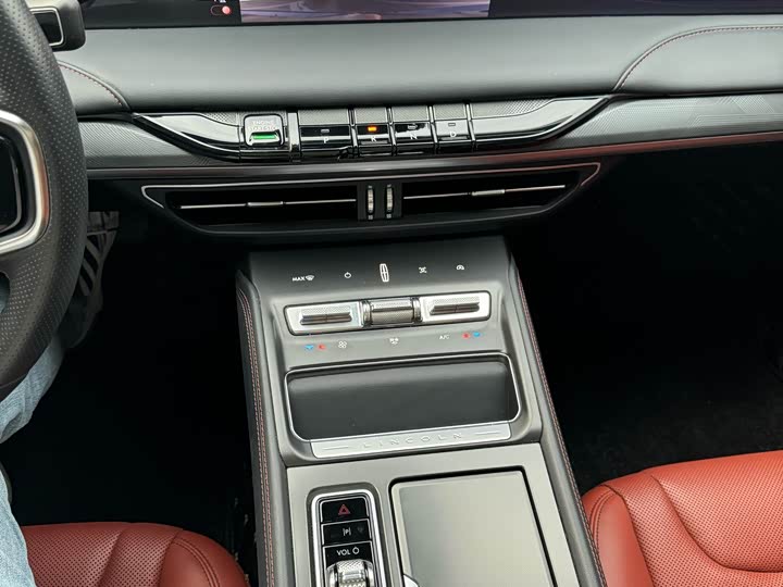 Lincoln Z (Zephyr) 2024 2024款 2.0T 尊悦版